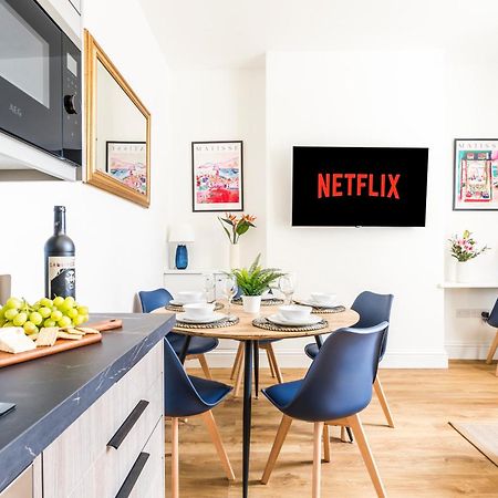 Cozy 2 Bedroom Apartment In Sutton Sutton  Kültér fotó