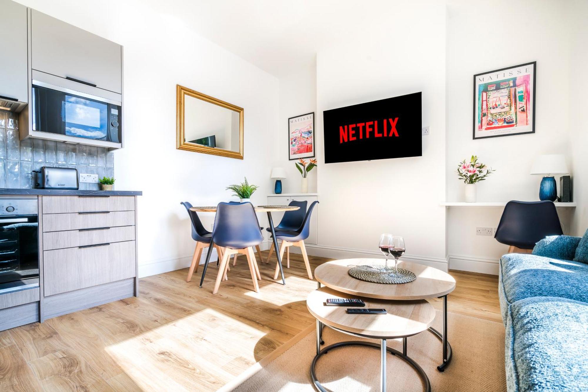 Cozy 2 Bedroom Apartment In Sutton Sutton  Kültér fotó
