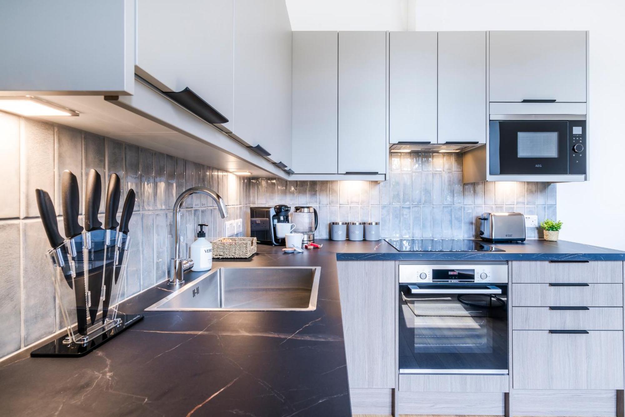 Cozy 2 Bedroom Apartment In Sutton Sutton  Kültér fotó
