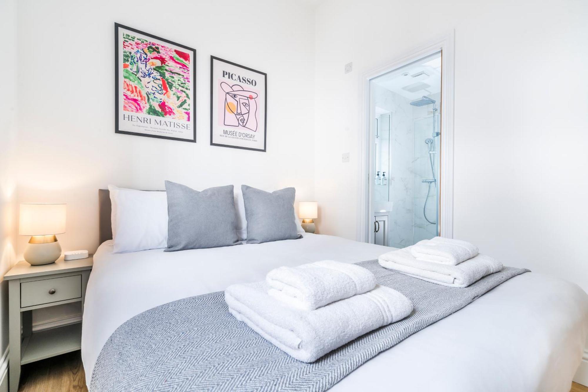 Cozy 2 Bedroom Apartment In Sutton Sutton  Kültér fotó
