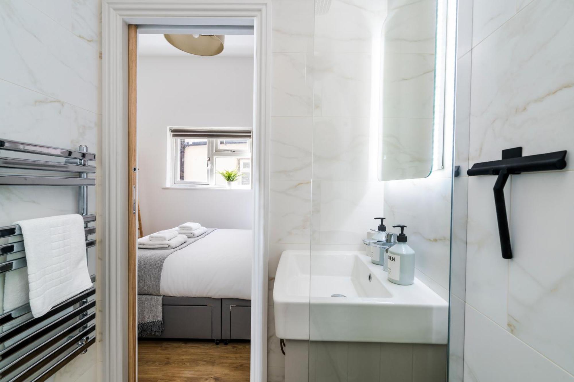 Cozy 2 Bedroom Apartment In Sutton Sutton  Kültér fotó