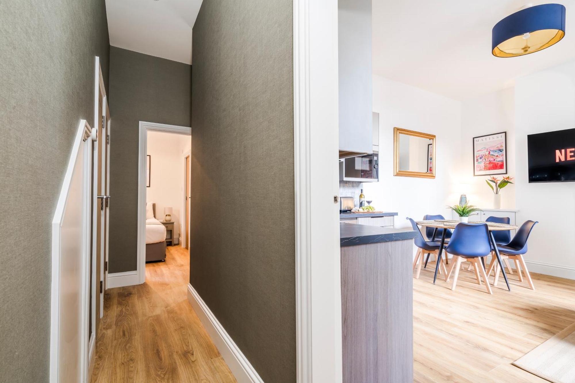 Cozy 2 Bedroom Apartment In Sutton Sutton  Kültér fotó