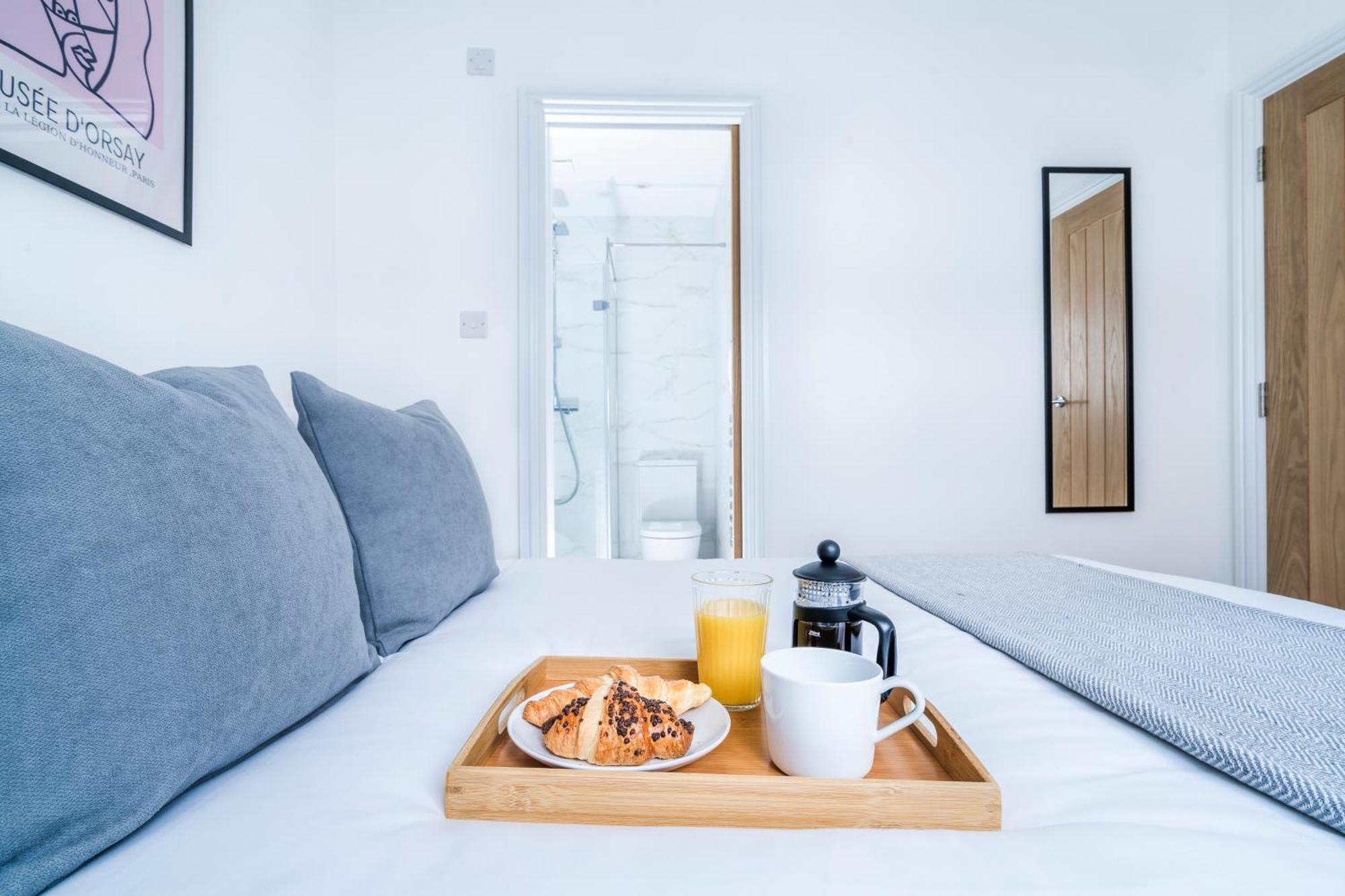 Cozy 2 Bedroom Apartment In Sutton Sutton  Kültér fotó